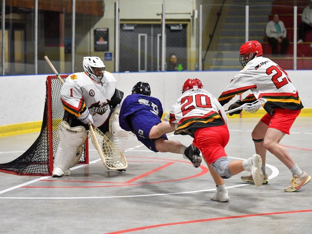 National silvermedallist Akwesasne Thunder kick off lacrosse season