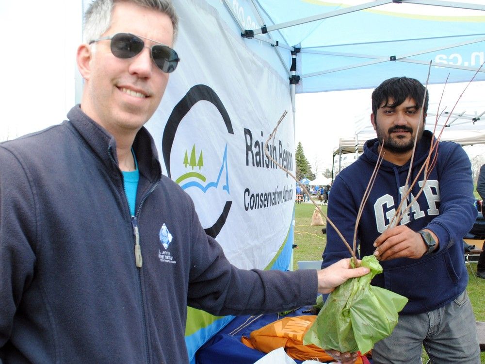 Fourth Cornwall Eco Day draws hundreds to Lamoureux Park | Cornwall ...