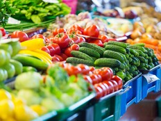 illustration - fresh produce in the grocery store