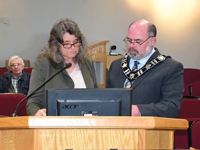 Lefebvre sworn in as councillor