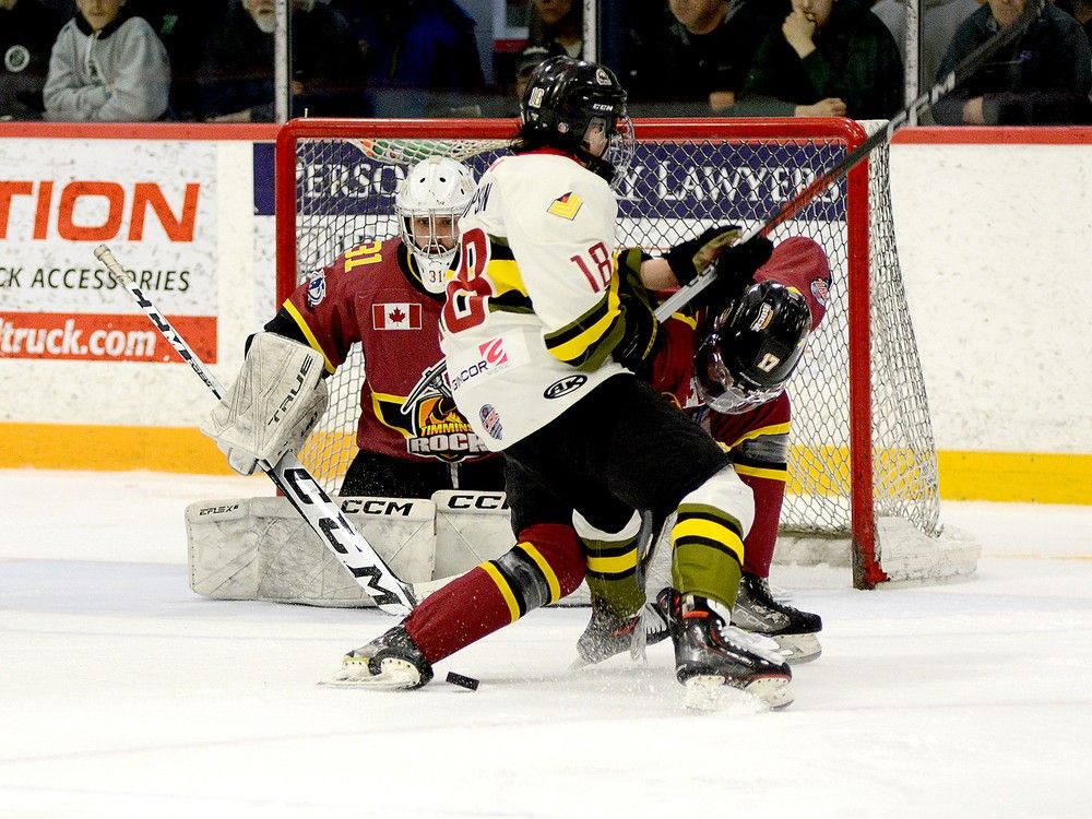 GALLERY: Voodoos comeback stuns Rock in Game 1 | Nipawin Journal