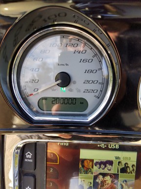 Gerald Ricketts' Harley Davidson finally reaches 200,000kms.