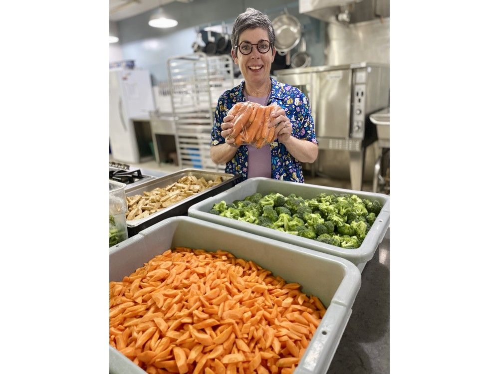 The Local Community Food Centre welcomes 80-pound carrot donation | The ...