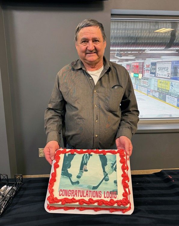 Longtime Whitecourt hockey linesman retires, honoured at awards night ...