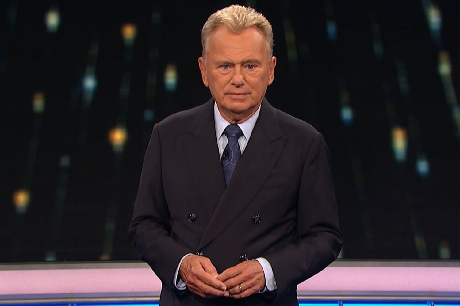 Pat Sajak bids emotional farewell to 'Wheel of Fortune' fans: 'Thank ...