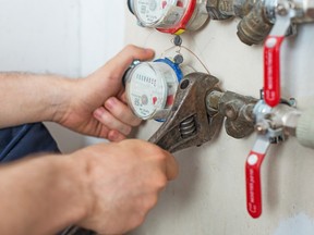Installing/maintaining a water meter