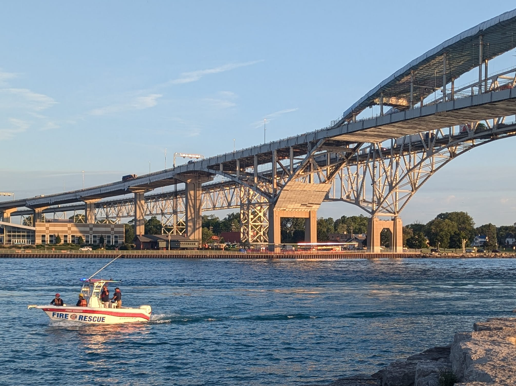 Body reportedly pulled from river near Blue Water Bridge | Today'S Farmer