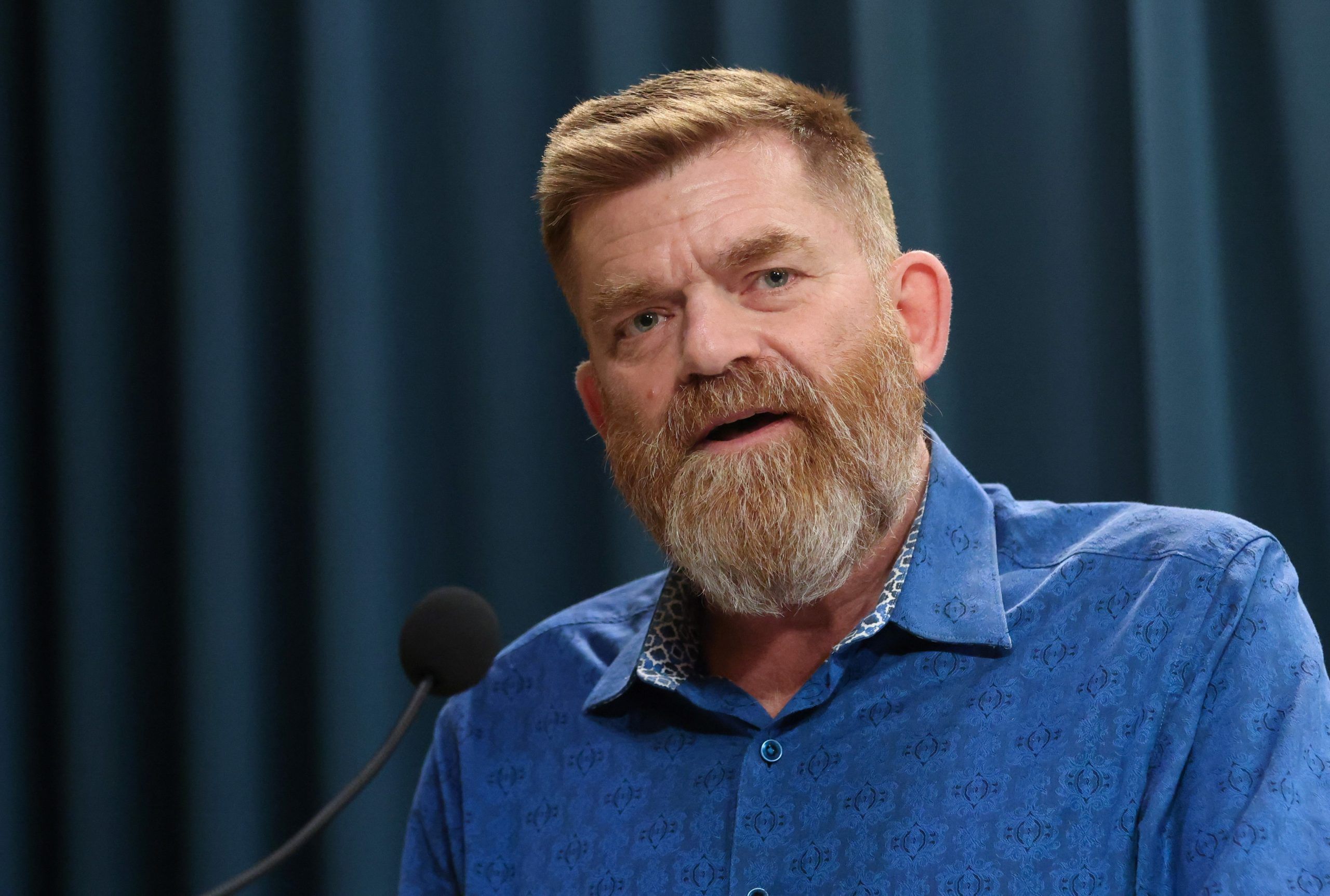 brian-jean-promises-ending-incentives-for-oilsands-camps-commuters