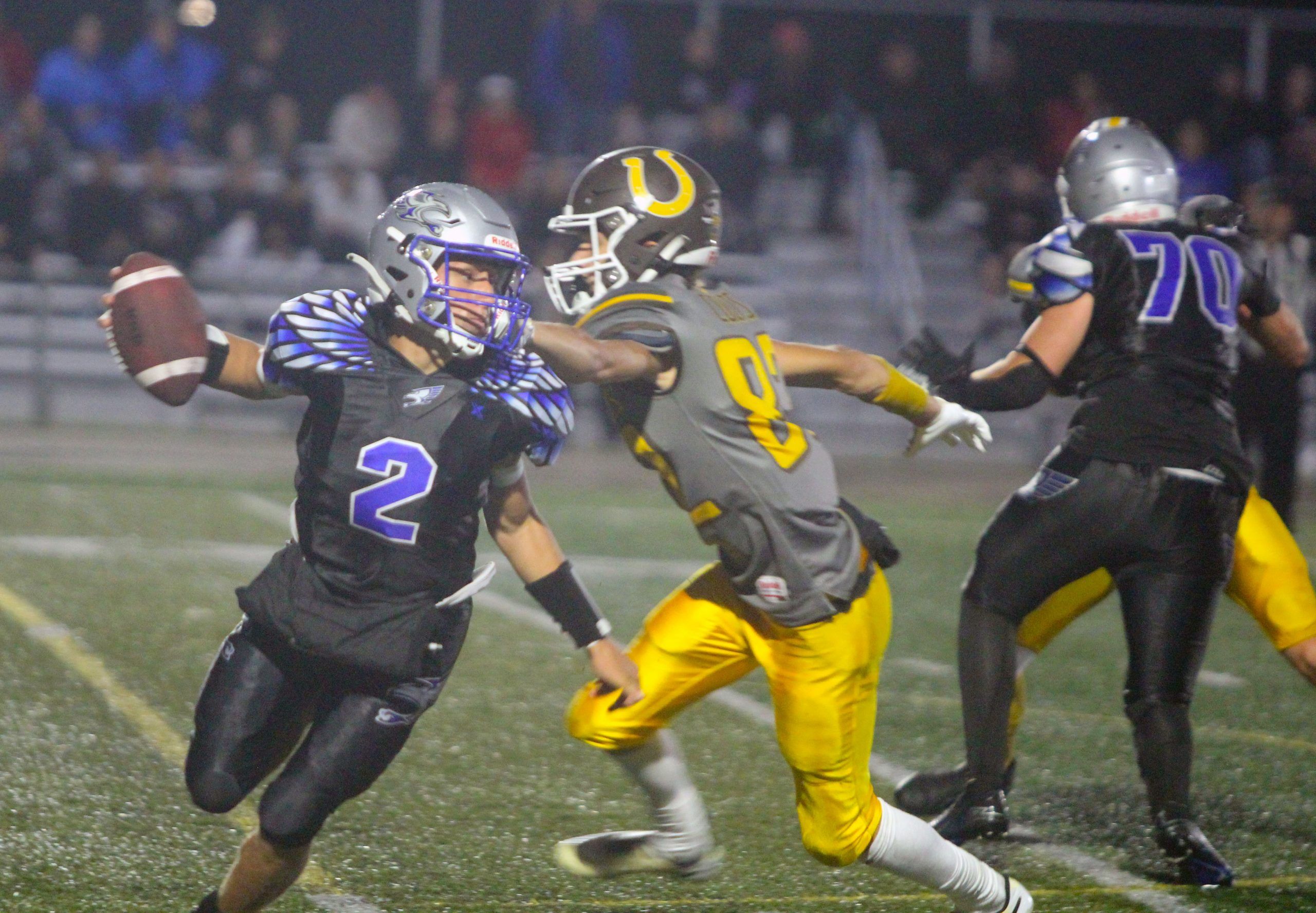 Superior Heights and White Pines in Sault senior football action Fort