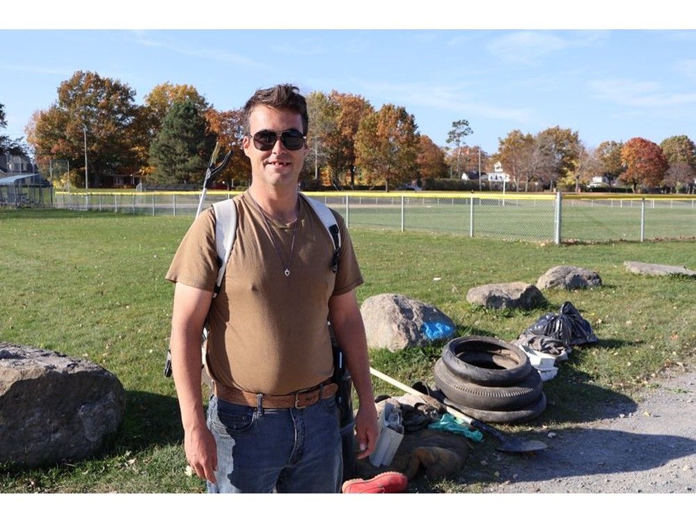 How one man is cleaning up Fredericton one piece of trash at a