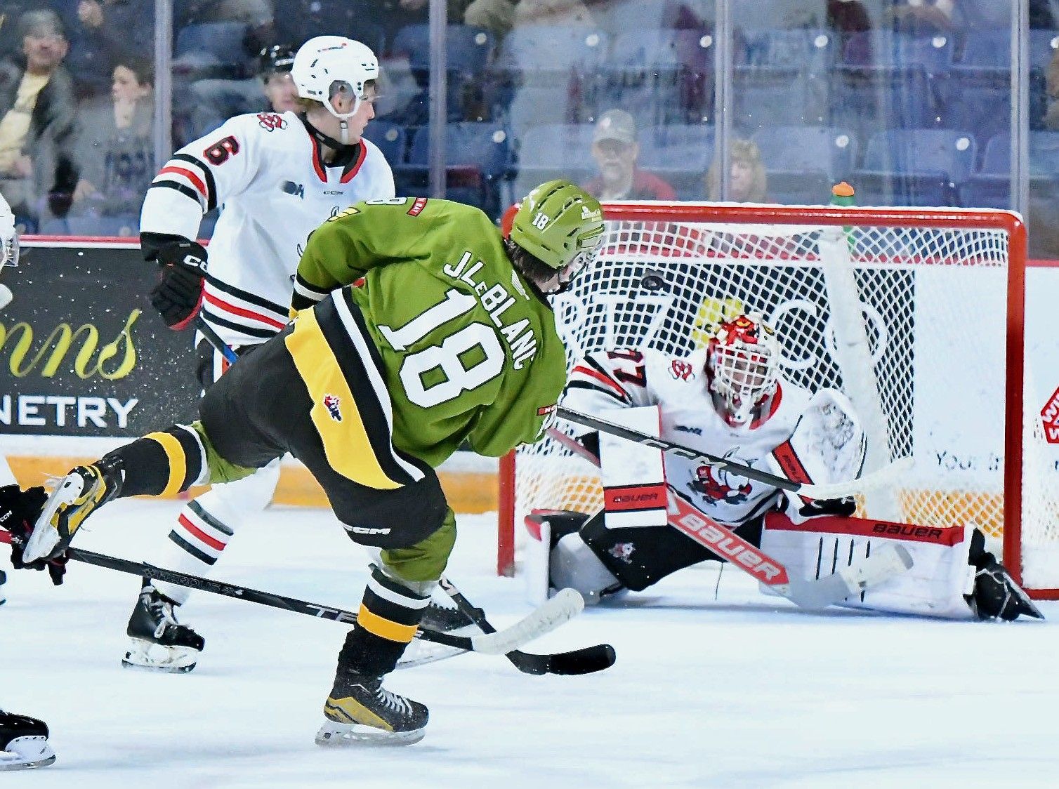 Battalion dominate IceDogs on shot clock but fall to Niagara Sudbury Star
