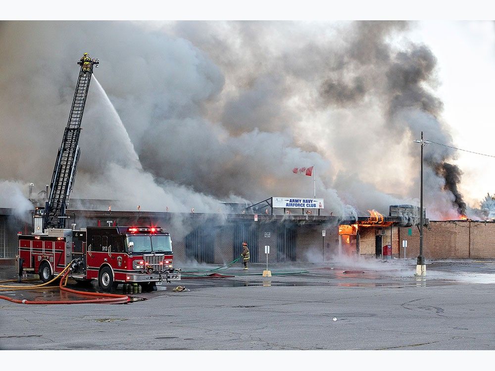 Major fire destroys part of Mohawk Plaza | Brantford Expositor