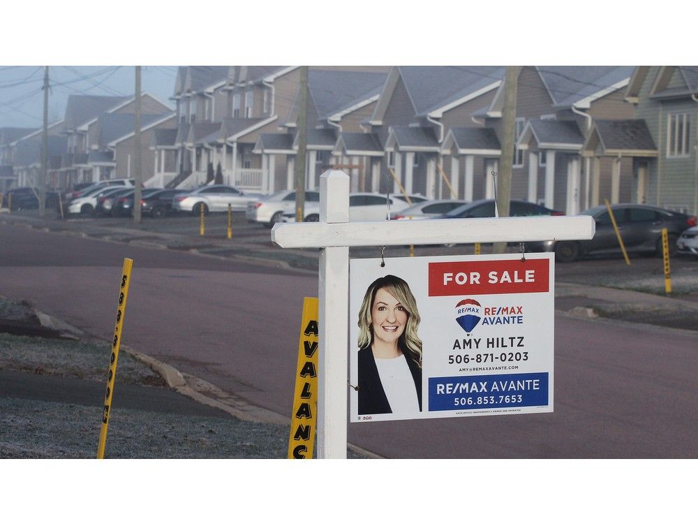 Slowerthanusual home sales in September, average price hit 327K