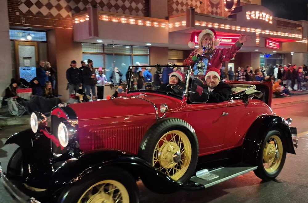 PHOTOS Santa Claus parade rolls through downtown Chatham The Londoner