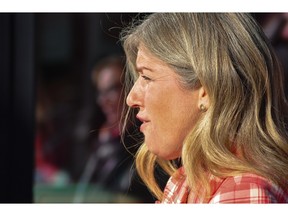 Holt government wants exit from travel nurse contract Holt government wants exit from travel nurse contract