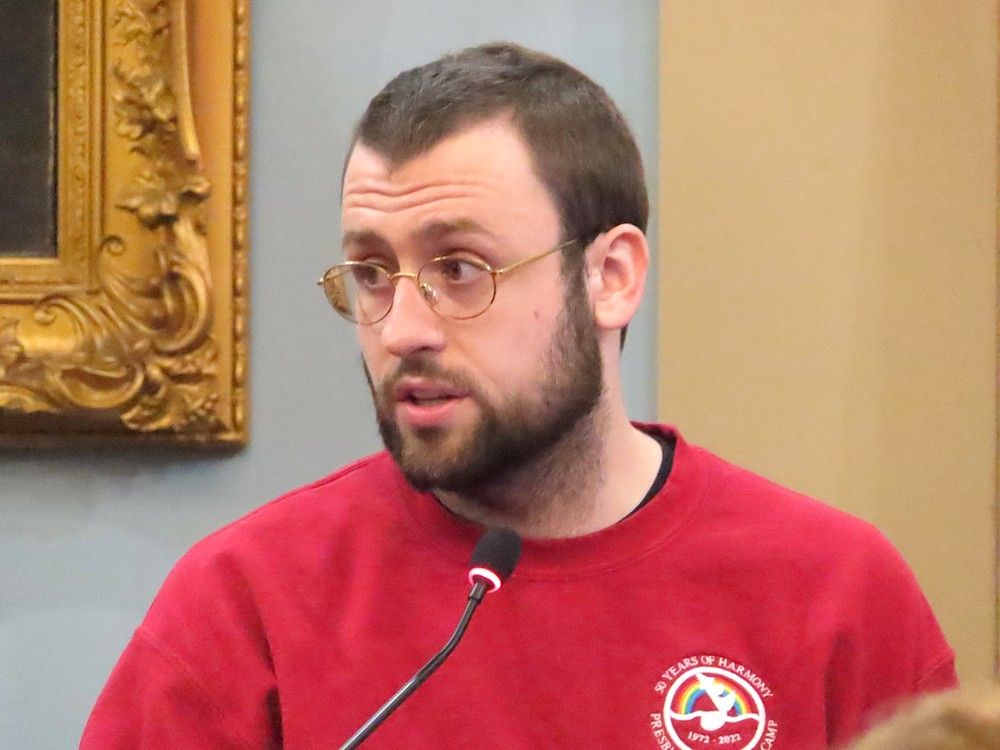 musician michael broadhead speaks to kingston city council in kingston, ont. on tuesday, may 20, 2025. (elliot ferguson/the whig-standard/postmedia network)