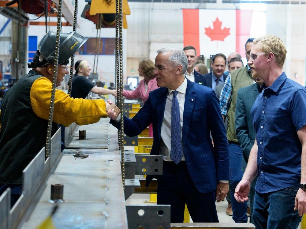 Carney wants softwood lumber deal to be part of larger U.S. agreement