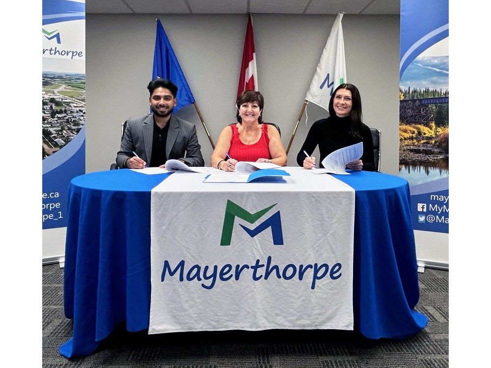 Company buys lots in Mayerthorpe for housing, commercial development