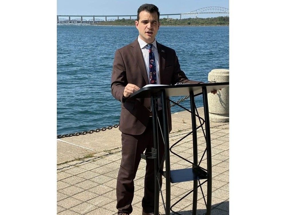 Mayor Matthew Shoemaker at a podim announcing port project