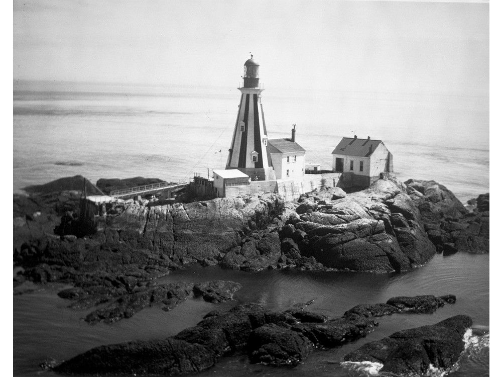 Backyard History: A shipwreck that kicked off a boozy New Year's bash