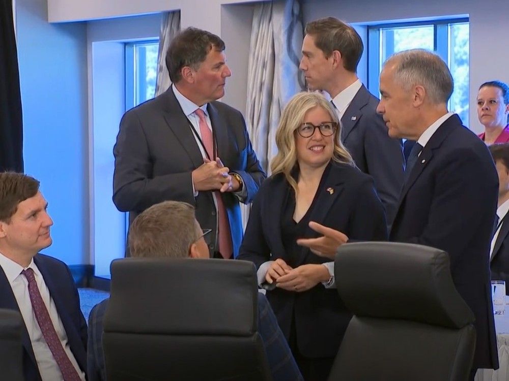 Holt to travel to Ottawa to meet Carney, premiers