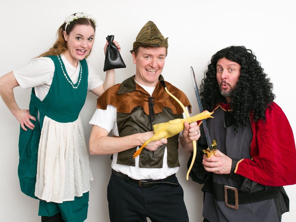 Dufflebag Theatre members in Robin Hood costumes