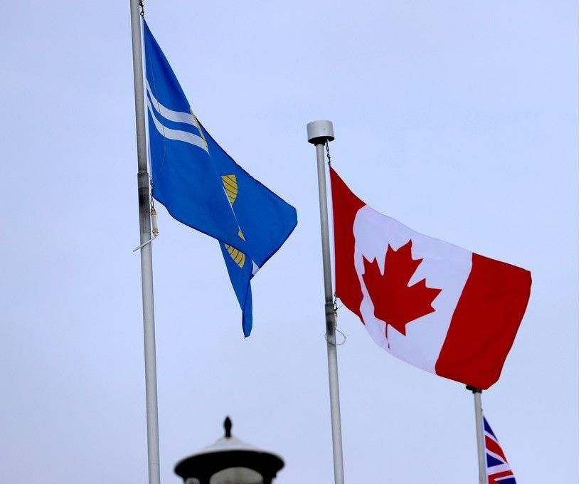 Indigenous support group urges Brockville to keep community flags