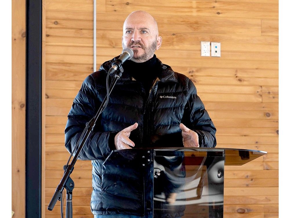 Cochrane residents rally to protest Highway 11 safety issues