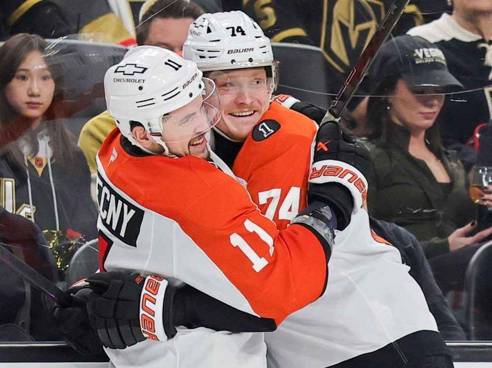 Local roundup: Konecny leads Flyers; Carleton top scorer; Cougars host sign-up