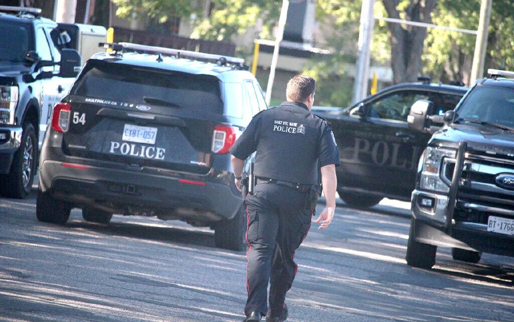 Sault police seek applications for uniform, civilian jobs