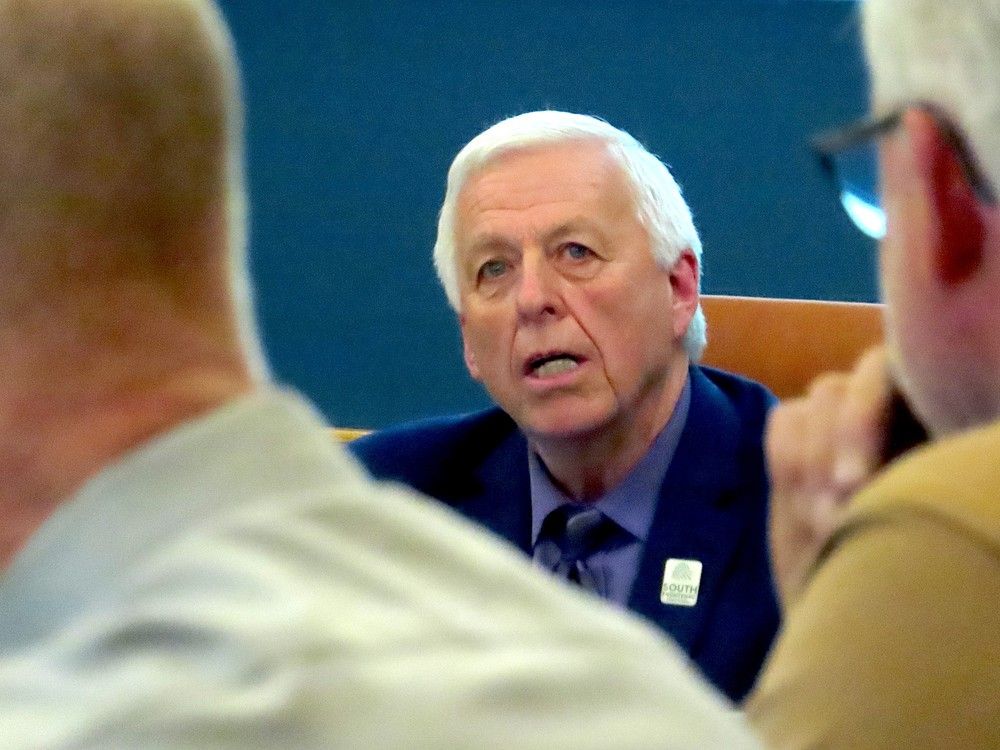 South Frontenac rejects high-speed rail; supports Kingston location