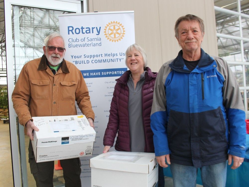 Sarnia book sale offers shelf improvement to our soldiers in Latvia