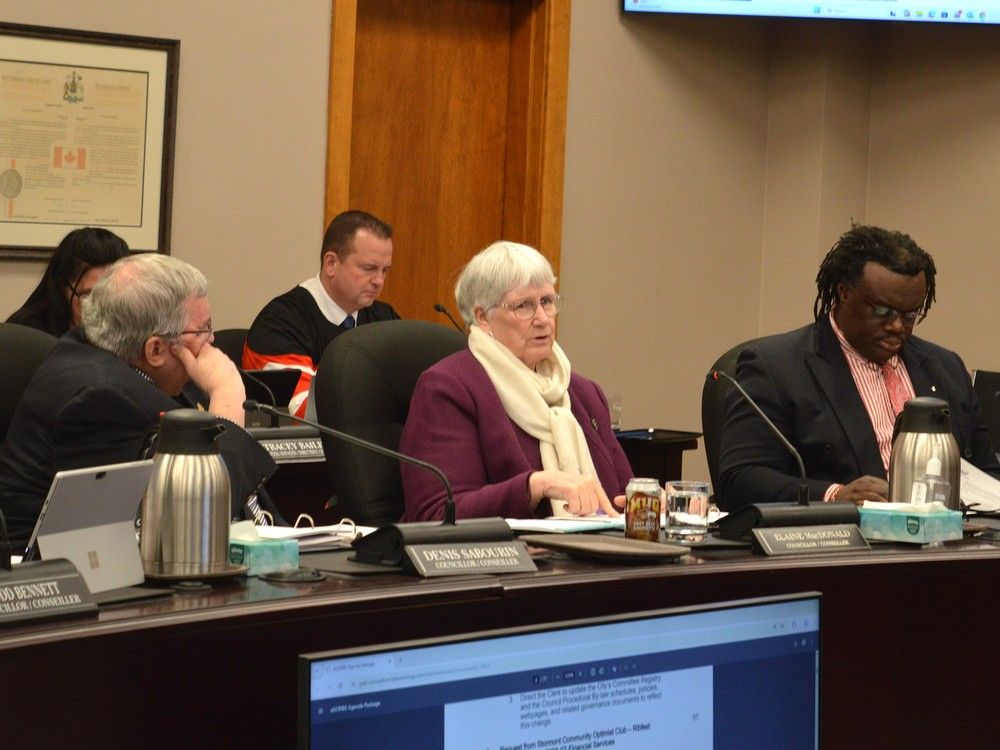 Cornwall councillors worry about losing the voices of transit riders