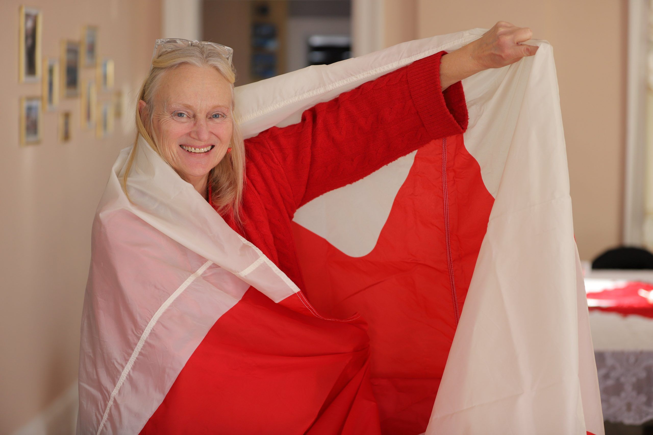 Prescott resident receives Peace Tower Canada flag after 17 years on the waitlist