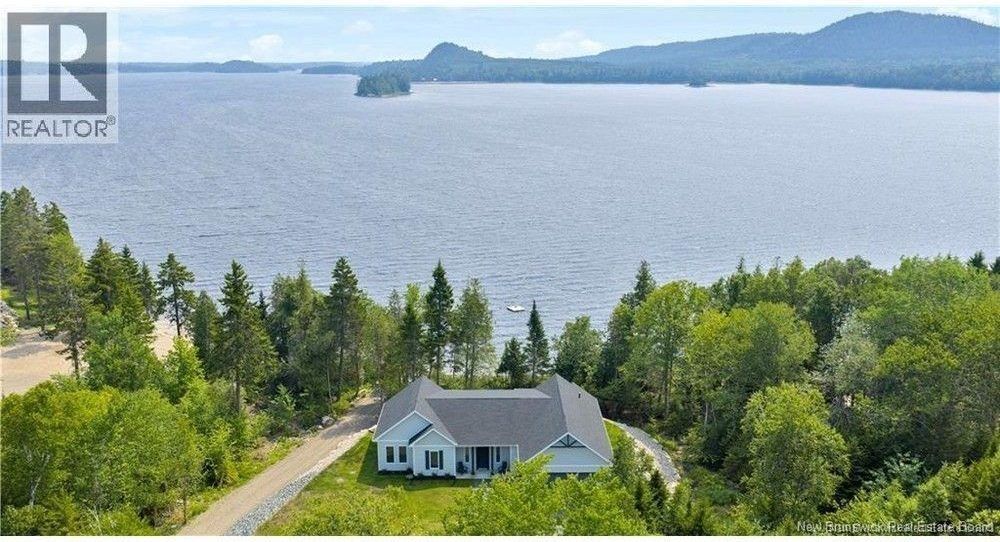 Dream Home: Lake Utopia bungalow offers waterfront living