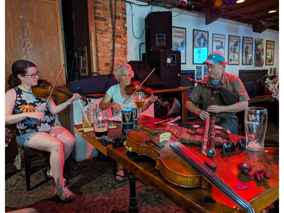 'The music speaks for itself' — How a handful of Kingston musicians have kept Irish music alive in the city for 30 years