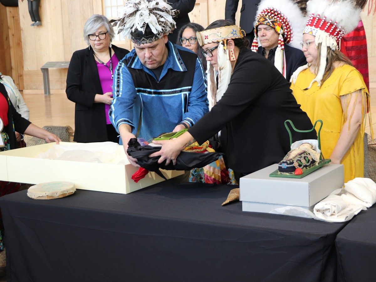 Indigenous leaders celebrate belongings returned from the Vatican