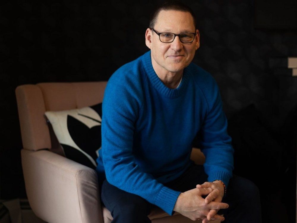 Sarnia's mayor is inviting new federal NDP leader Avi Lewis to visit, and learn about the area's petrochemical industry.