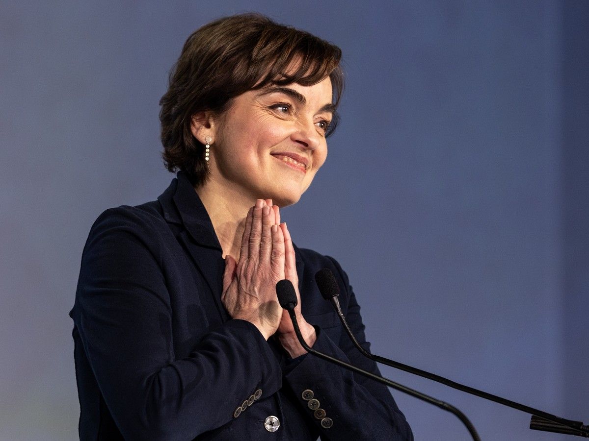 Holt government reignites pipeline talks