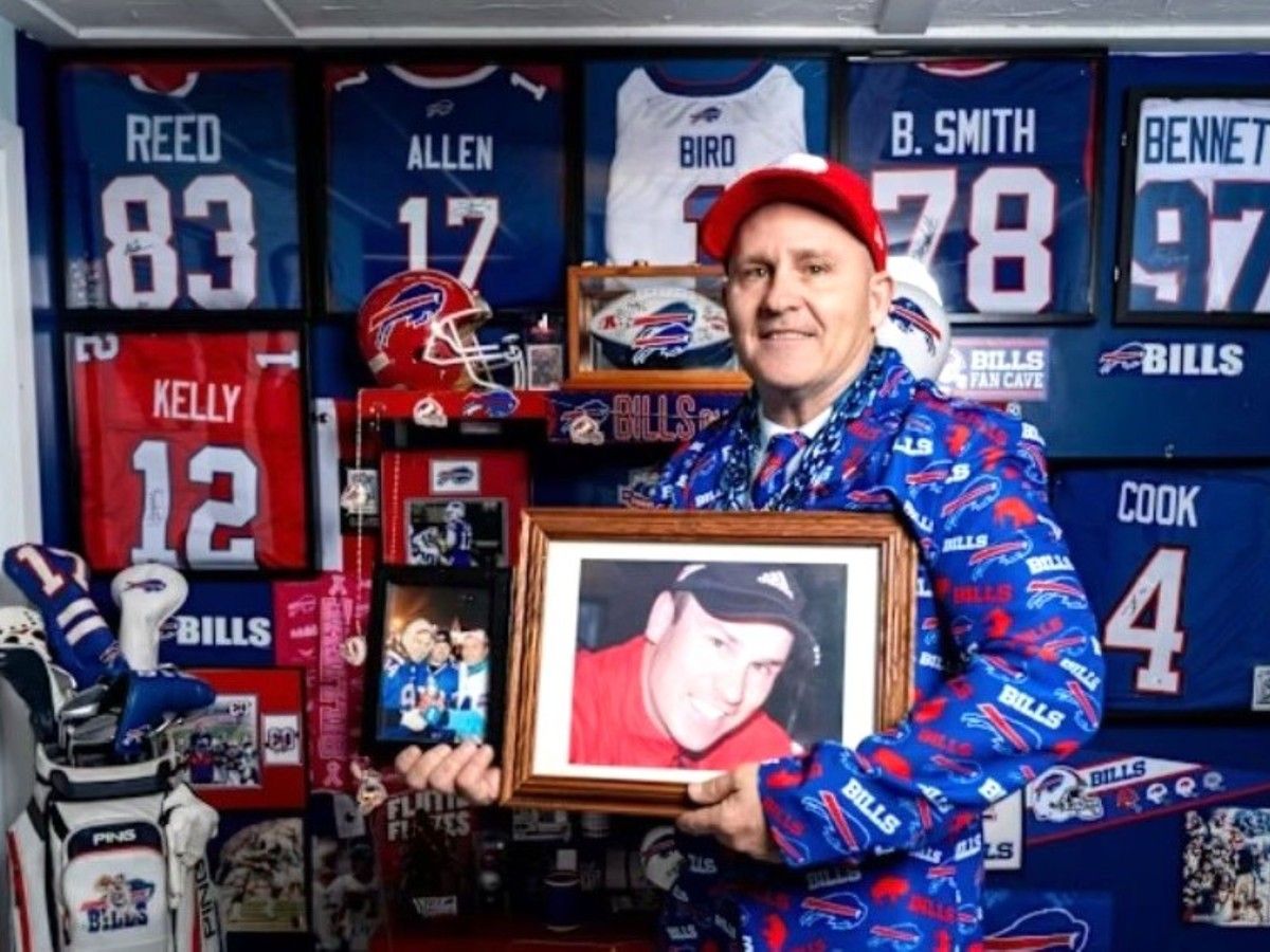 Brantford man named Buffalo Bills International Fan of the Year