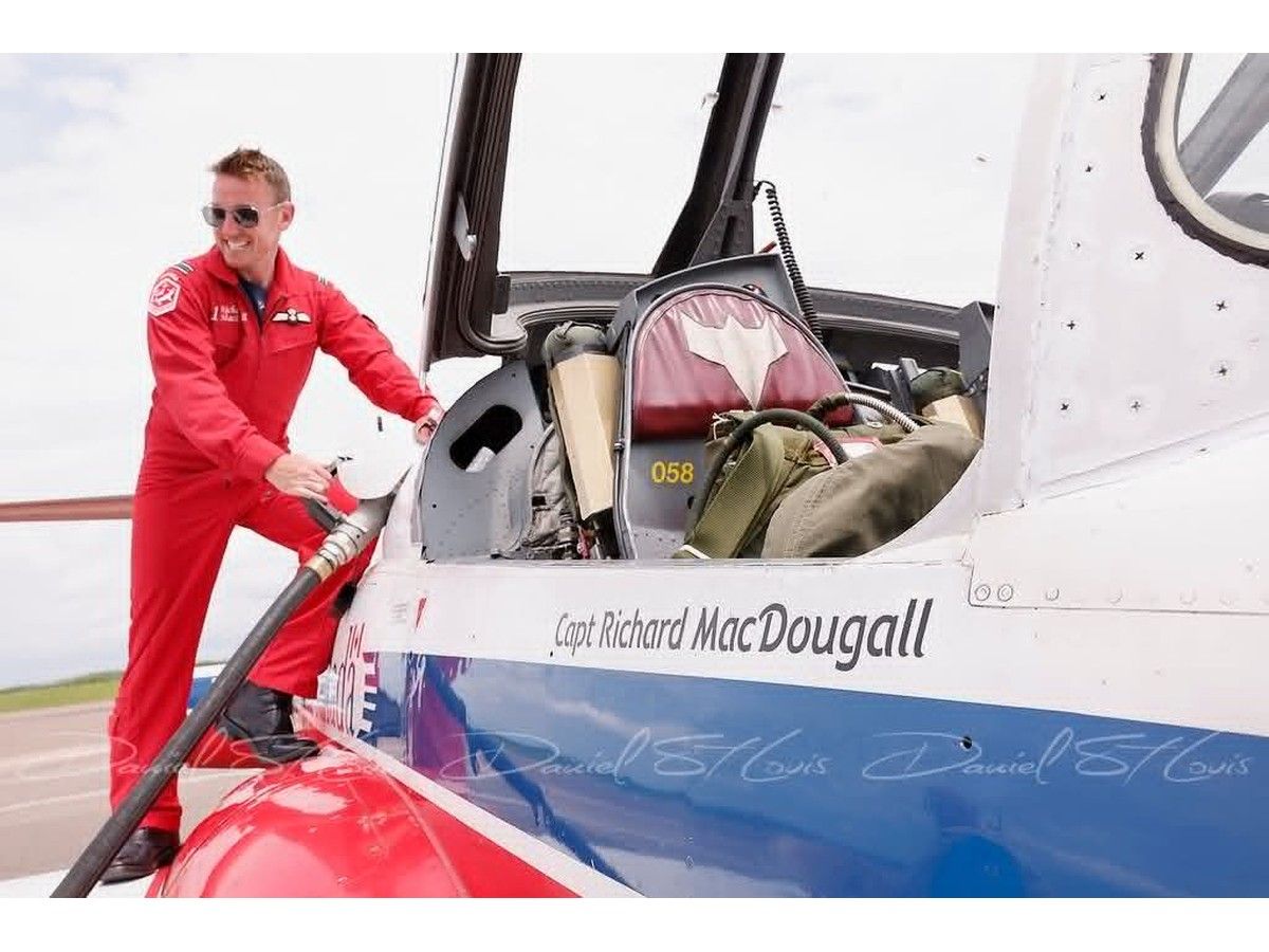 Dieppe pilot lived dream of flying with the Snowbirds