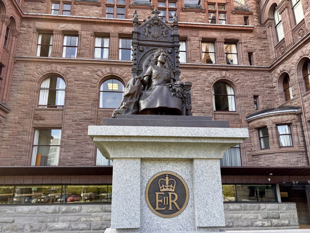 The statue of Queen Elizabeth II at Queen's Park in Toronto. (Cynthia McLeod/Postmedia Network)