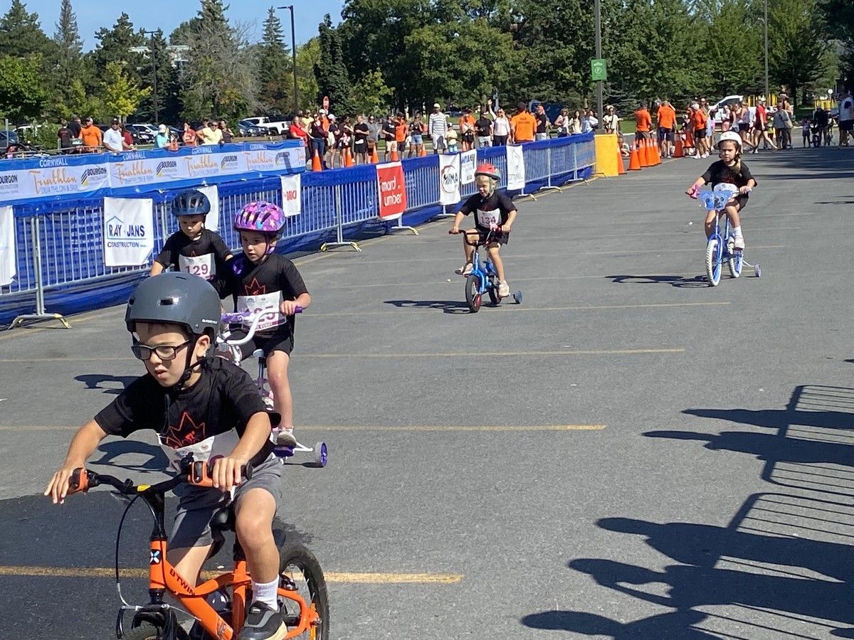 New course record as 2026 Cornwall Triathlon weekend welcomes over 630 athletes