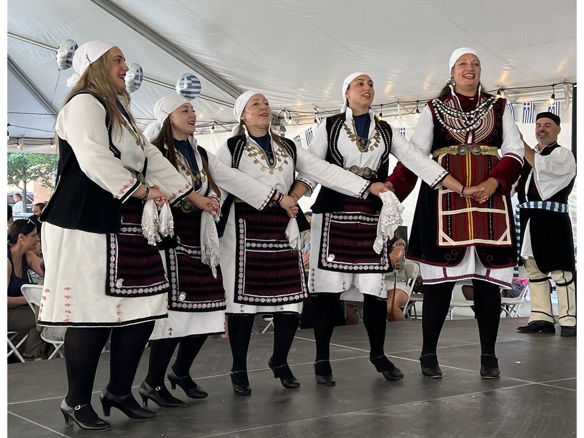 Greek dancers