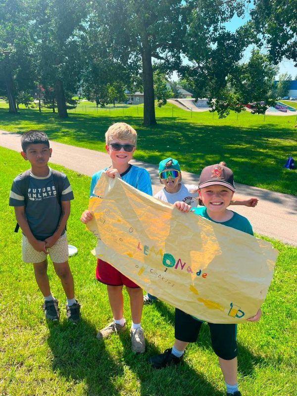 BGC Fort Saskatchewan kids learn enterprise with pop up lemonade stands