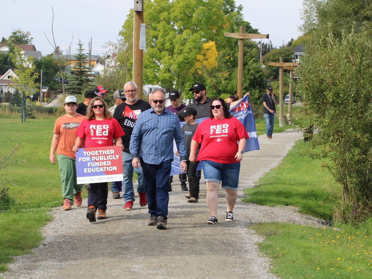 Labour Day in Timmins celebrated as teachers, province at an impasse - timminspress