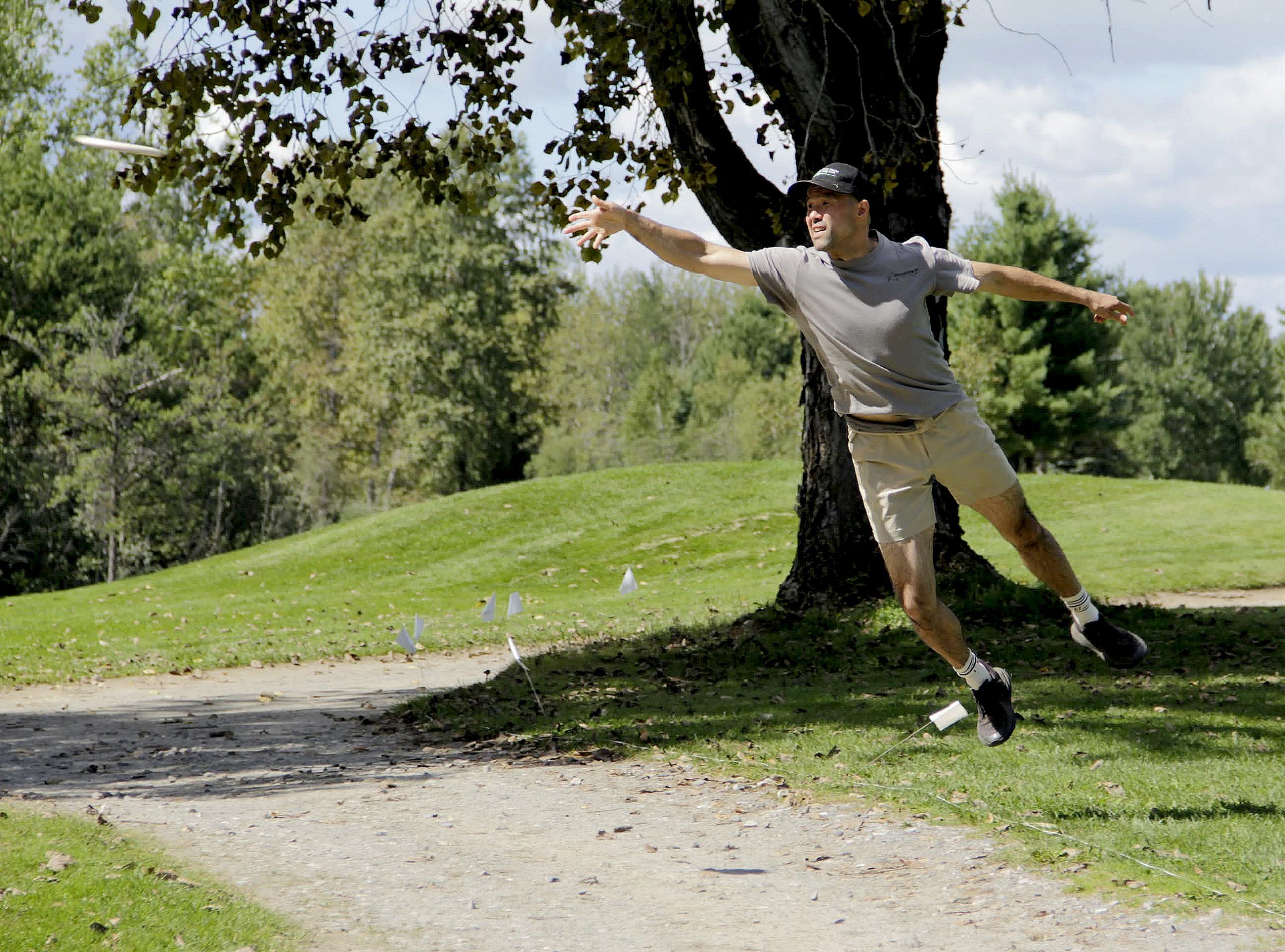 Disc golf, youth football signs of the season in Sudbury