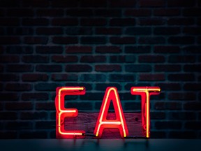 EAT sign