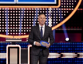 Gerry Dee hosts Family Feud Canada