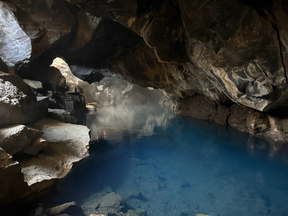 Grjotagja cave